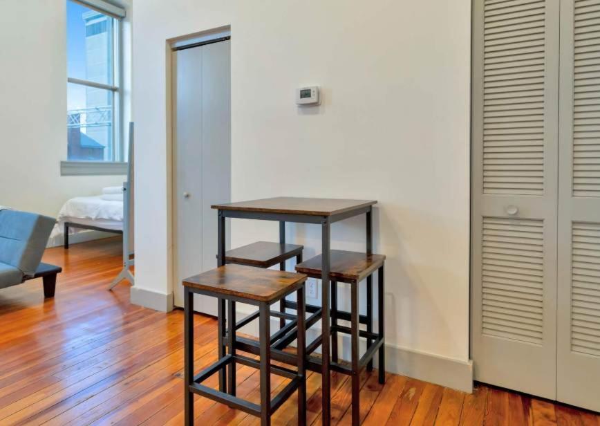 Bright And Modern In # 303